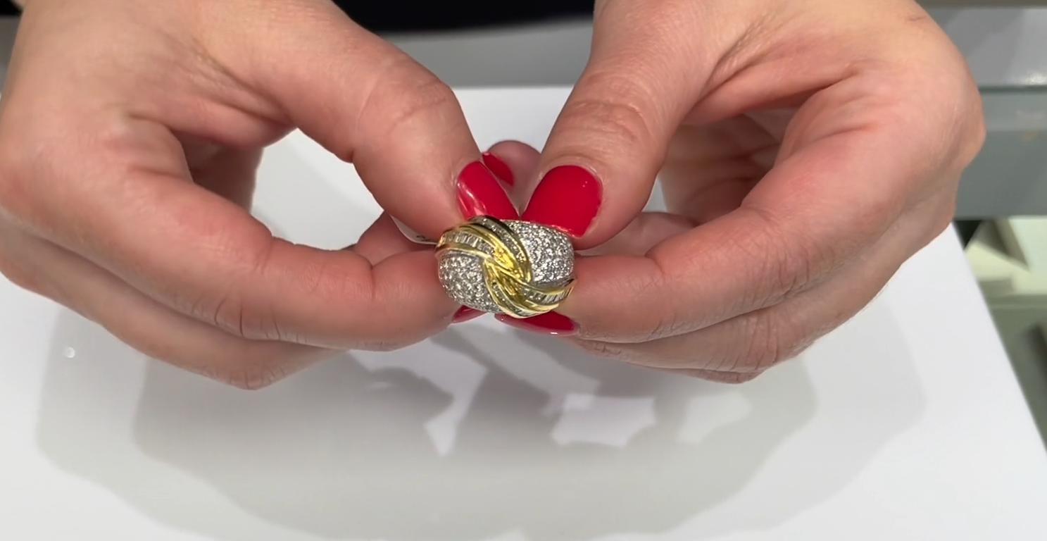 Vintage 18k zwei Ton Pavé Diamant Dome Ring im Angebot 4