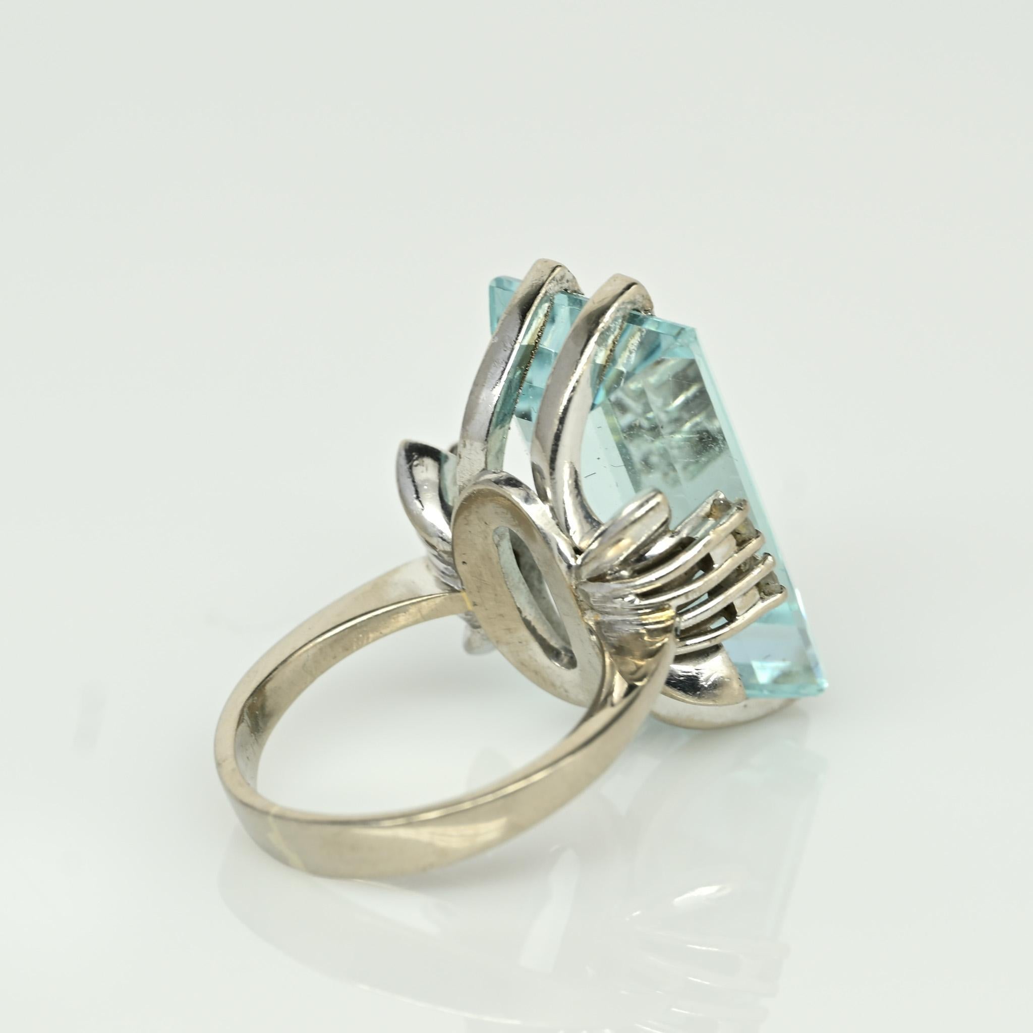 Emerald Cut Vintage 18K White Gold 11.2 Ct Step Cut Aquamarine Cocktail Ring
