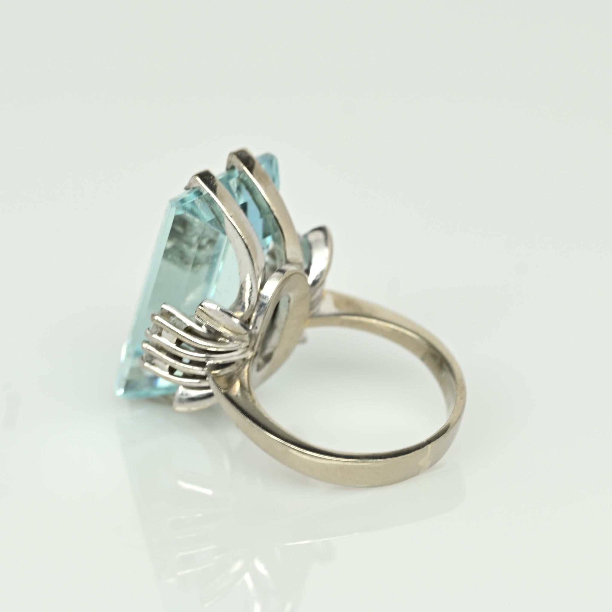 Women's Vintage 18K White Gold 11.2 Ct Step Cut Aquamarine Cocktail Ring