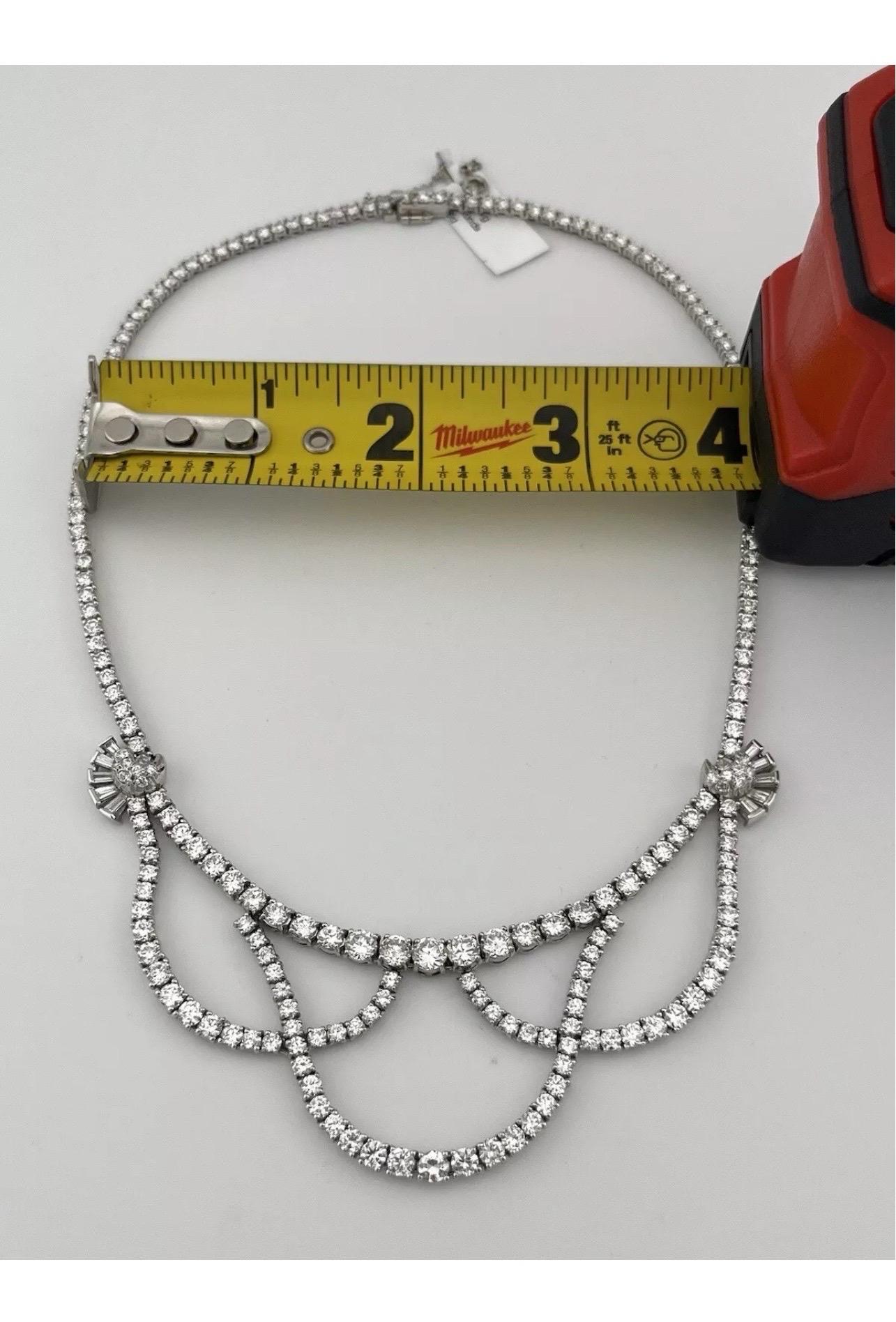 Collana da cocktail vintage in oro bianco 18 carati con diamanti tondi a baguette 14 carati in vendita 2
