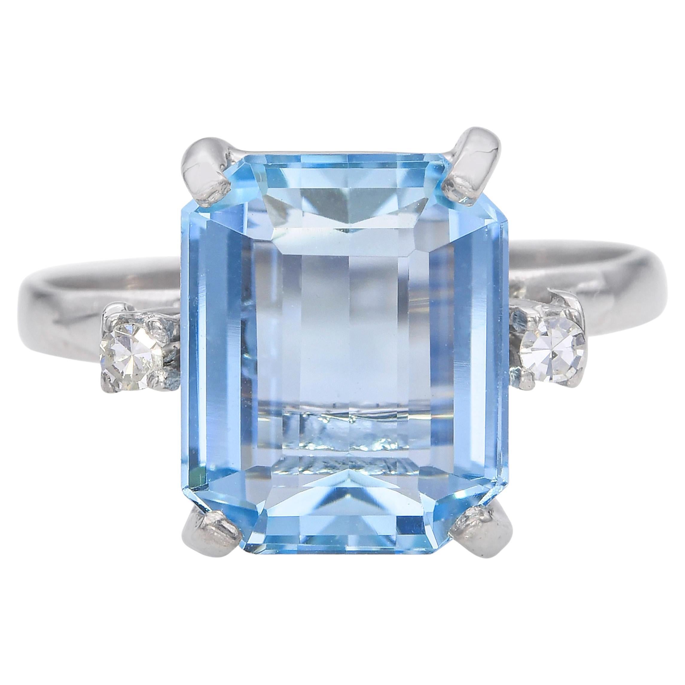 Vintage 18k White Gold 2.80ct Aquamarine and Diamond Ring