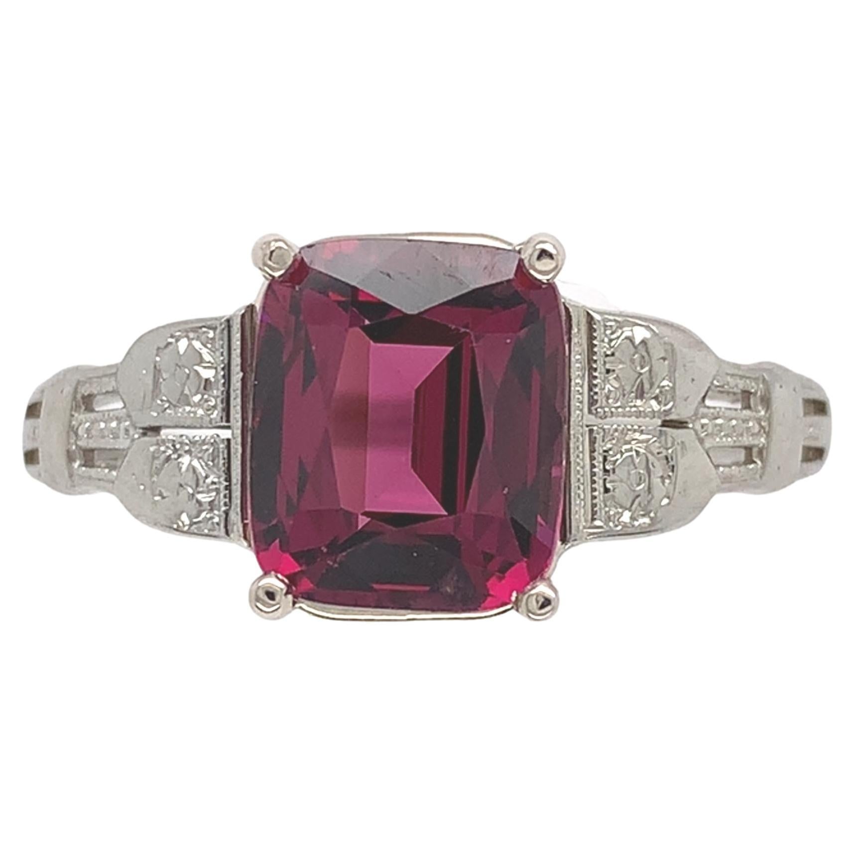 Vintage 18K White Gold 3.02 carat Garnet Ring size 8.5
