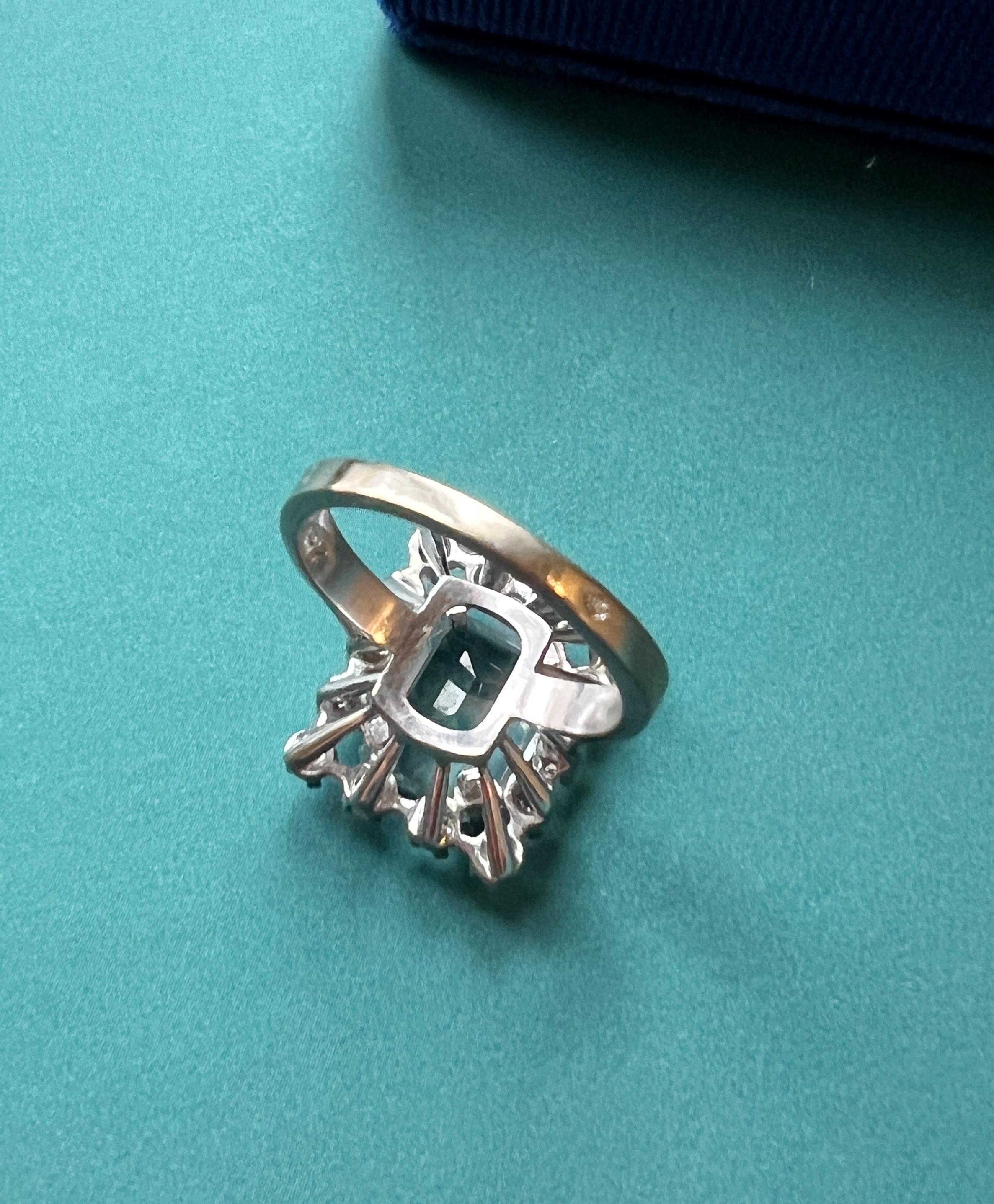 Women's Vintage 18k White Gold 4cts Aquamarine Diamond Cocktail Ring