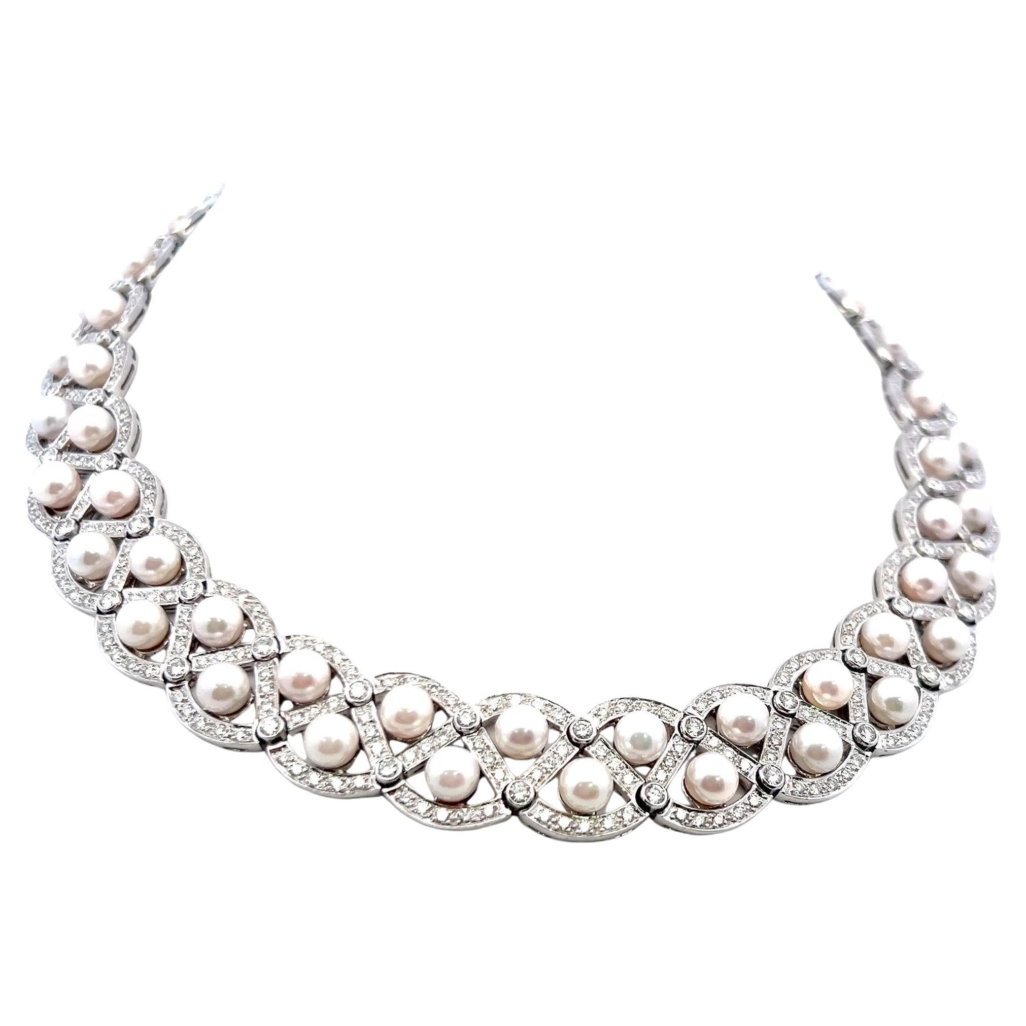 Vintage 18K White Gold 6.0-6.5 MM Pearl Collar Necklace With 12 Carat Diamond im Angebot