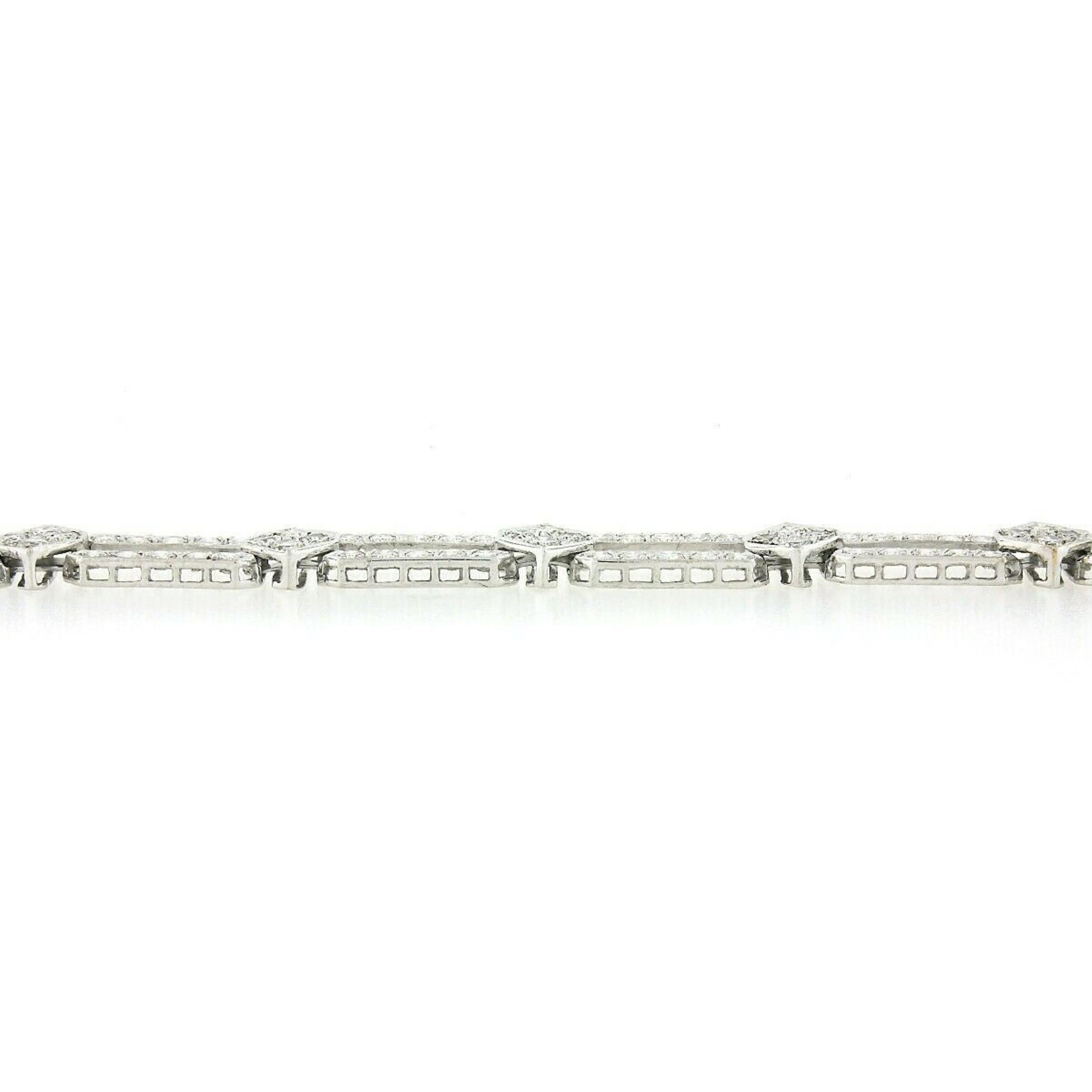 Taille ronde Bracelet à maillons ouverts vintage en or blanc 18 carats avec diamants ronds pavés de 6,80 carats