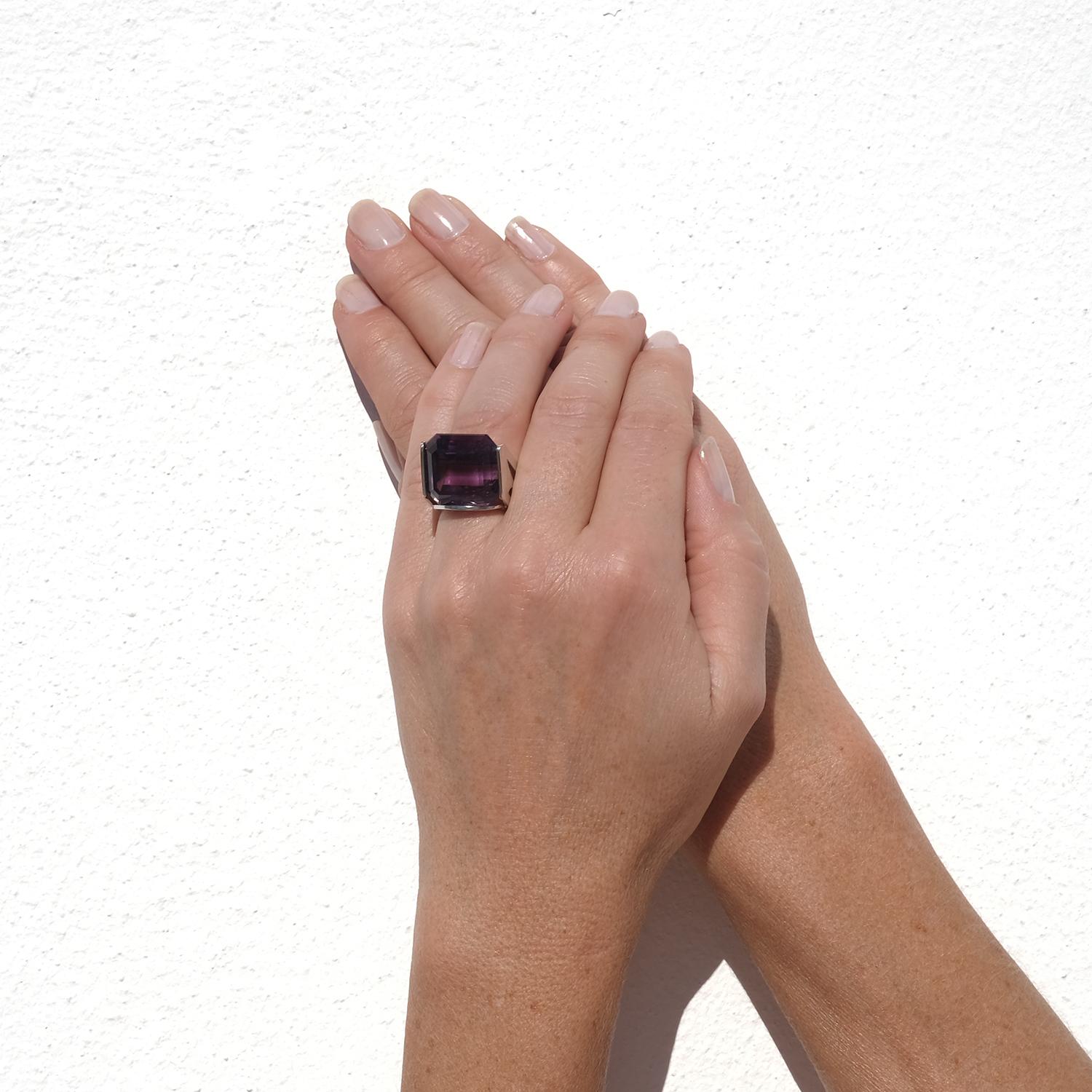 Vintage 18K White Gold and Amethyst Ring by Master Elon Arenhill Made 1970 For Sale 6