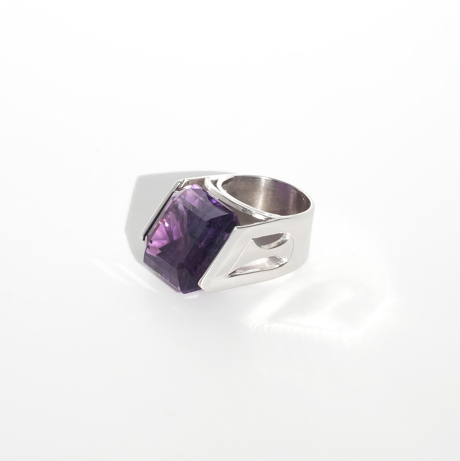 Square Cut Vintage 18K White Gold and Amethyst Ring by Master Elon Arenhill Made 1970 For Sale