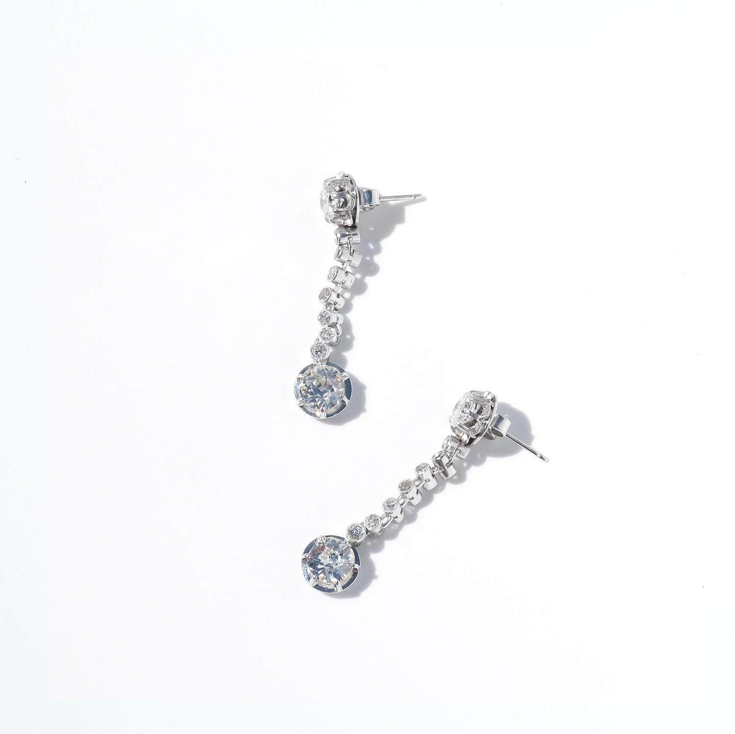 Vintage 18K Weißgold und Diamant Ohrringe Damen im Angebot