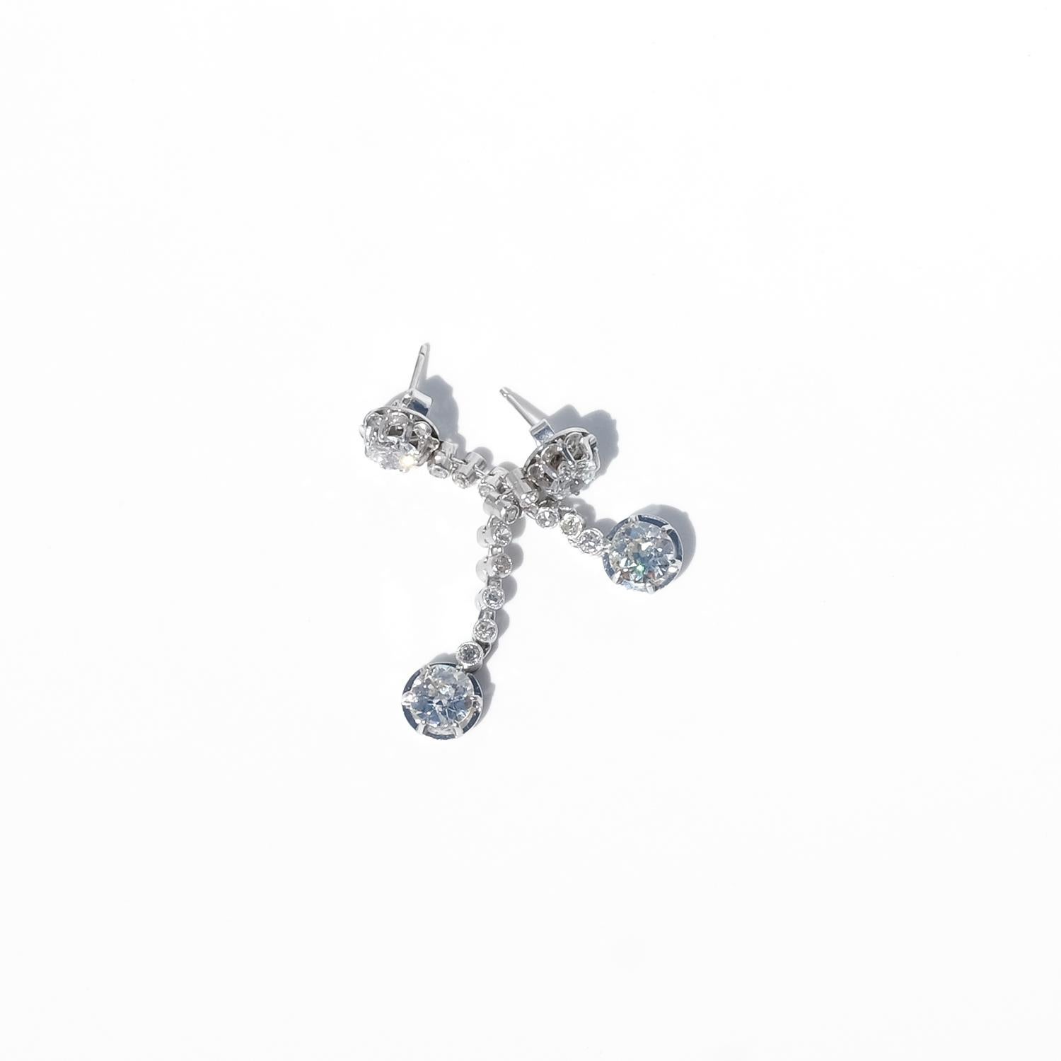 Vintage 18K Weißgold und Diamant Ohrringe im Angebot 2