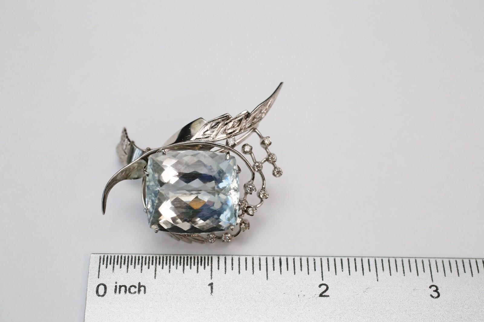 Pendientes vintage de aguamarina y diamantes de oro blanco de 18k, 35,4 g en venta 1