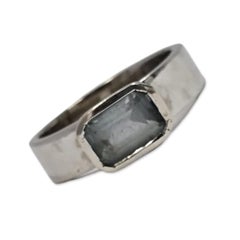 Vintage 18K White Gold Aquamarine Ring 0.80ct Emerald Cut