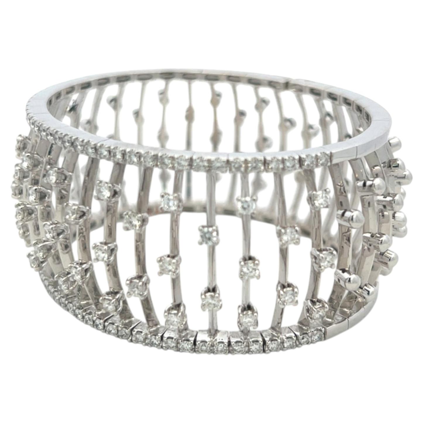 Vintage 18K White Gold Bangle Bracelet with 3.35 Carat Round H VS Diamonds
