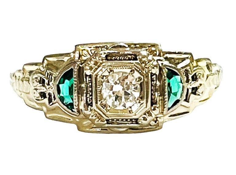 Art Deco Vintage 18K White Gold Diamond and Emerald Ring with Appraisal For Sale