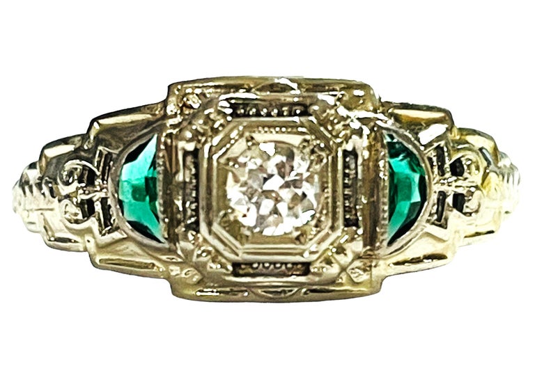 Vintage 18K White Gold Diamond and Emerald Ring with Appraisal In Good Condition For Sale In Eagan, MN