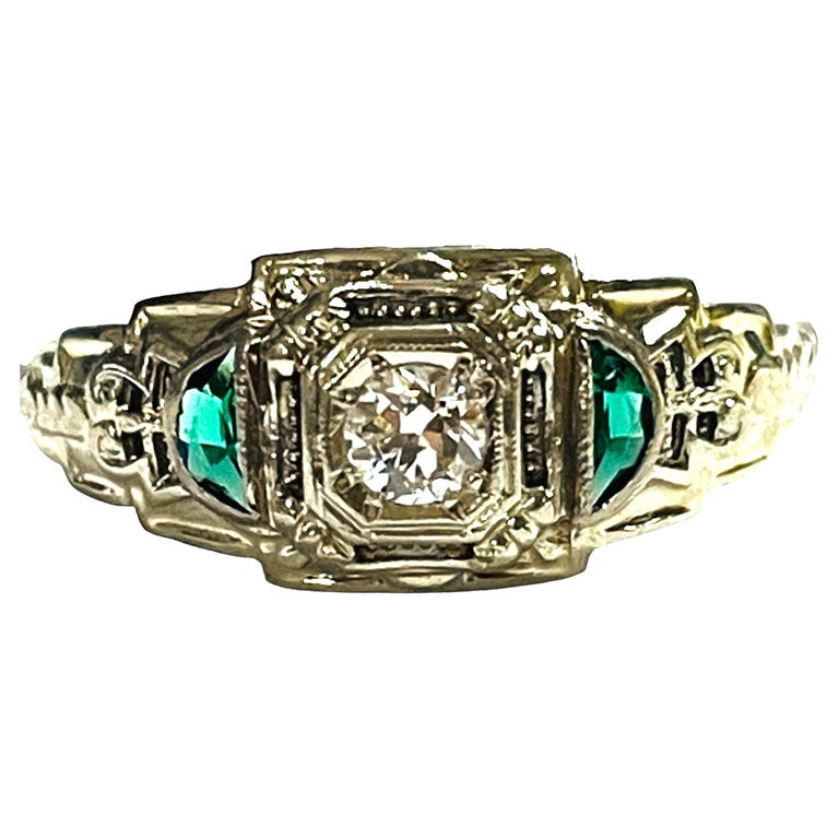 Vintage 18K White Gold Diamond and Emerald Ring with Appraisal For Sale