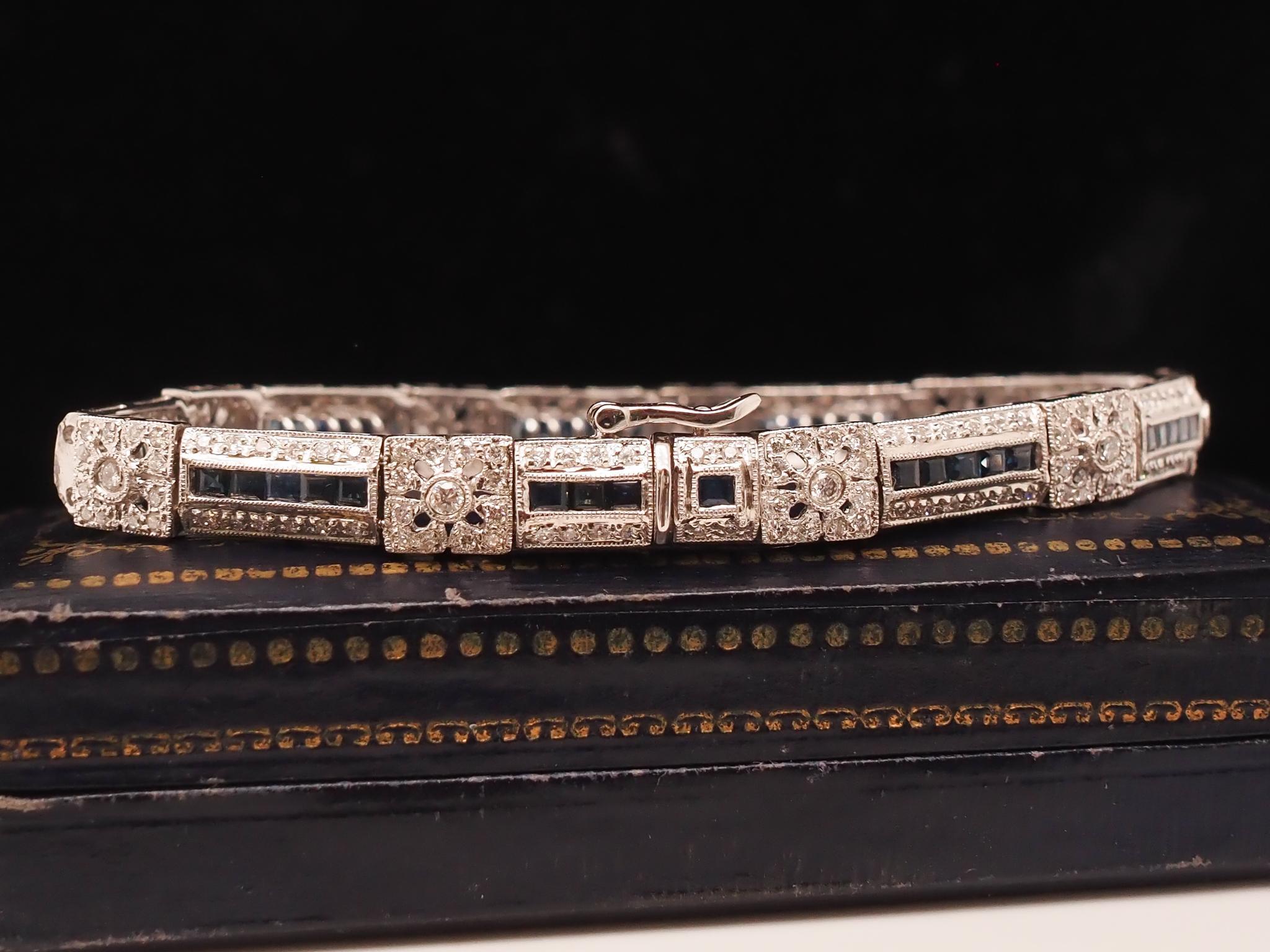 Bracelet vintage en or blanc 18 carats avec diamants et saphirs en vente 1
