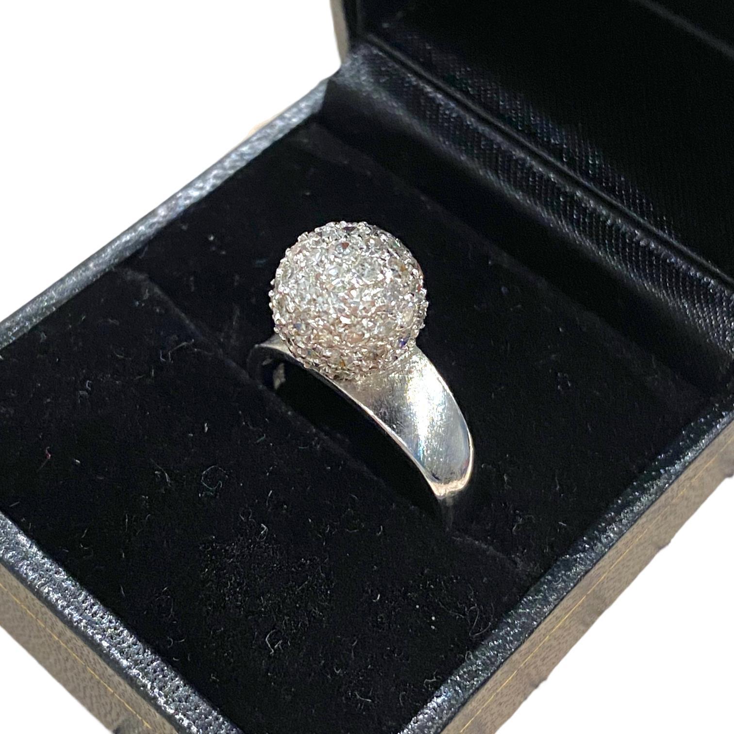 Vintage 18K White Gold Diamond Ball Ring For Sale 1
