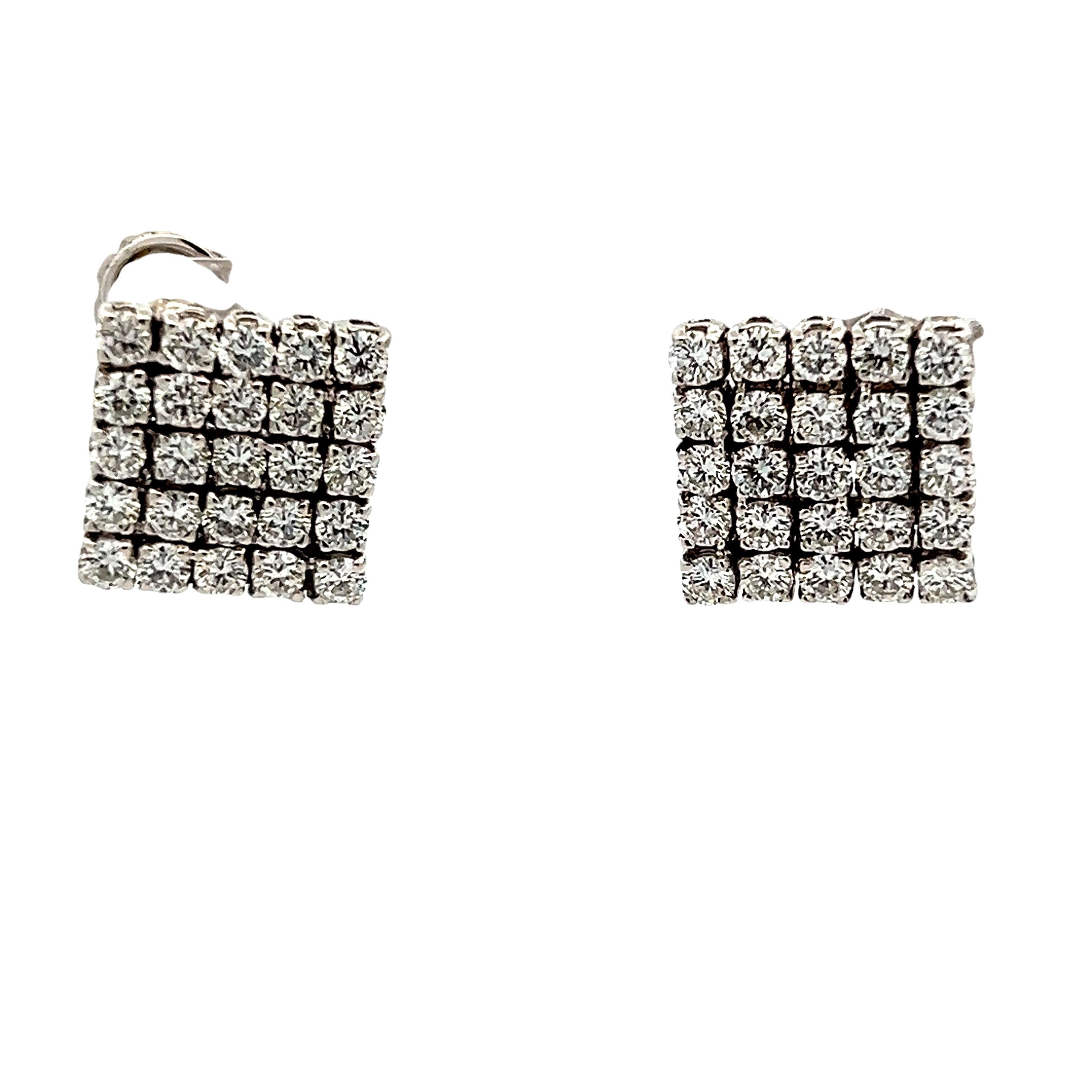 Pendientes vintage de clip de diamantes de oro blanco de 18 quilates, 5 quilates Corte redondo en venta