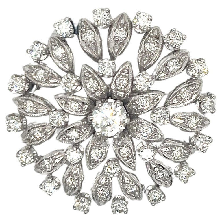 Broche Ancienne En Or Jaune Ciselé Avec Diamant Blanc - Style Fleur - Neuf Avec étiquettes - Prix Discount