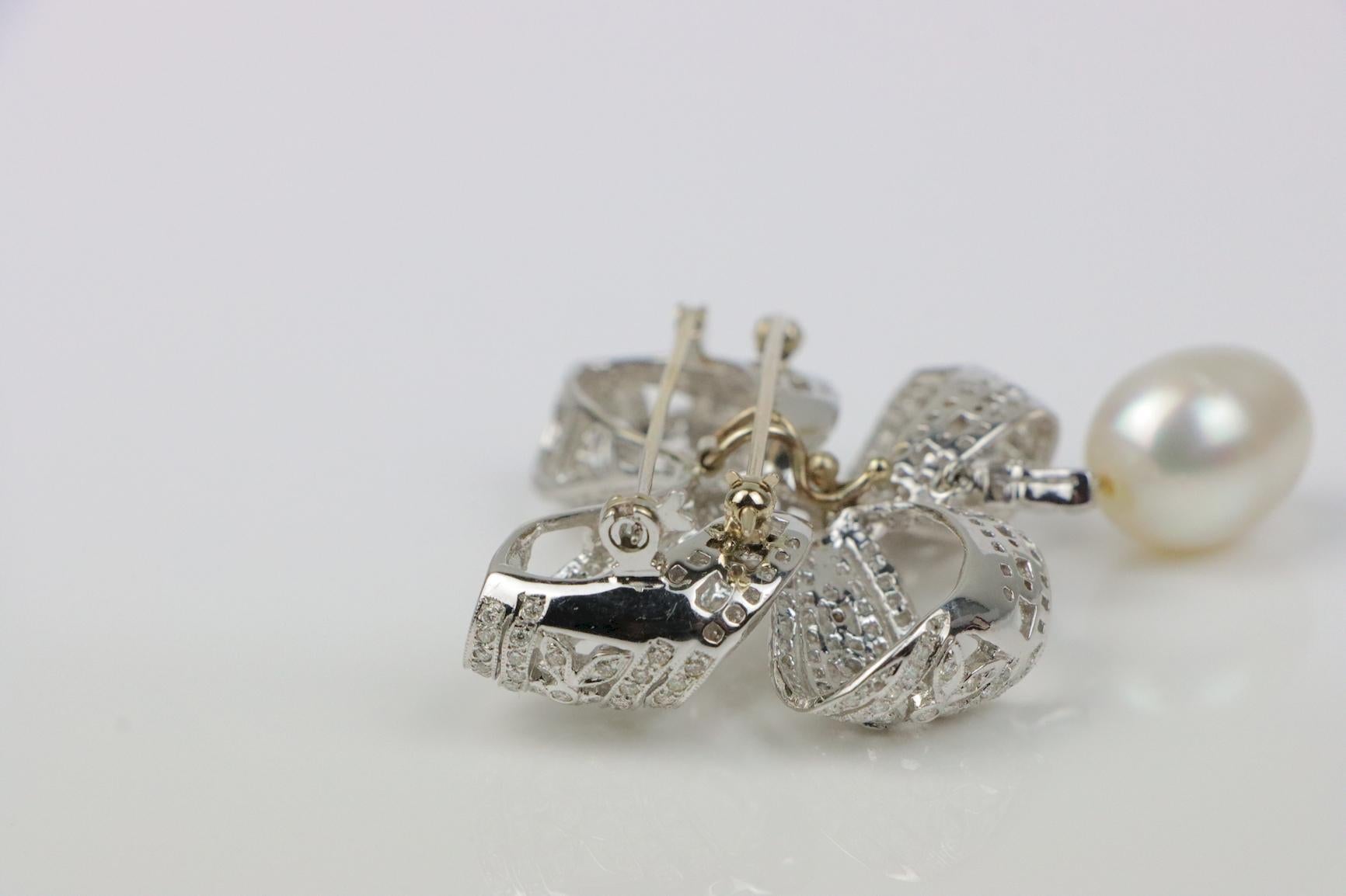 Broche nœud papillon vintage en or blanc 18 carats avec diamants et perles en vente 5