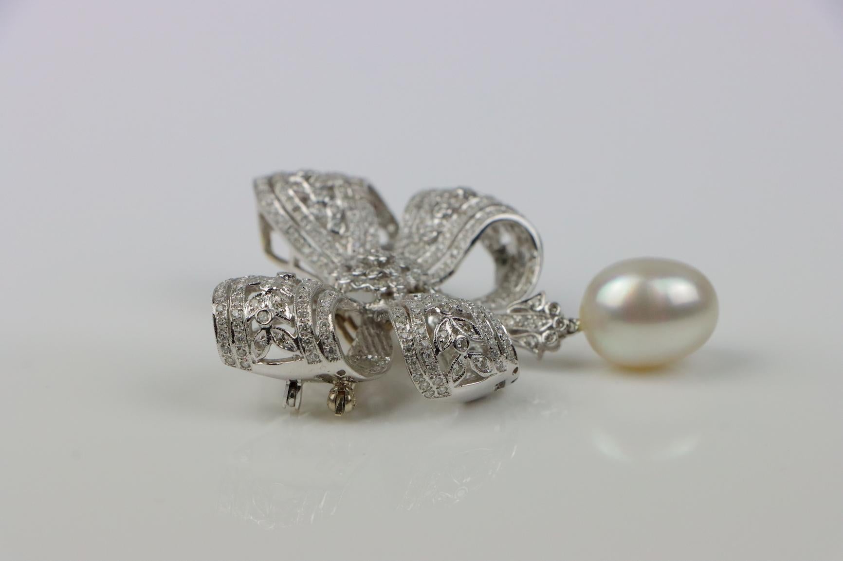 Vintage 18K White Gold Diamond Pearl Bow Tie Brooch Pin For Sale 3