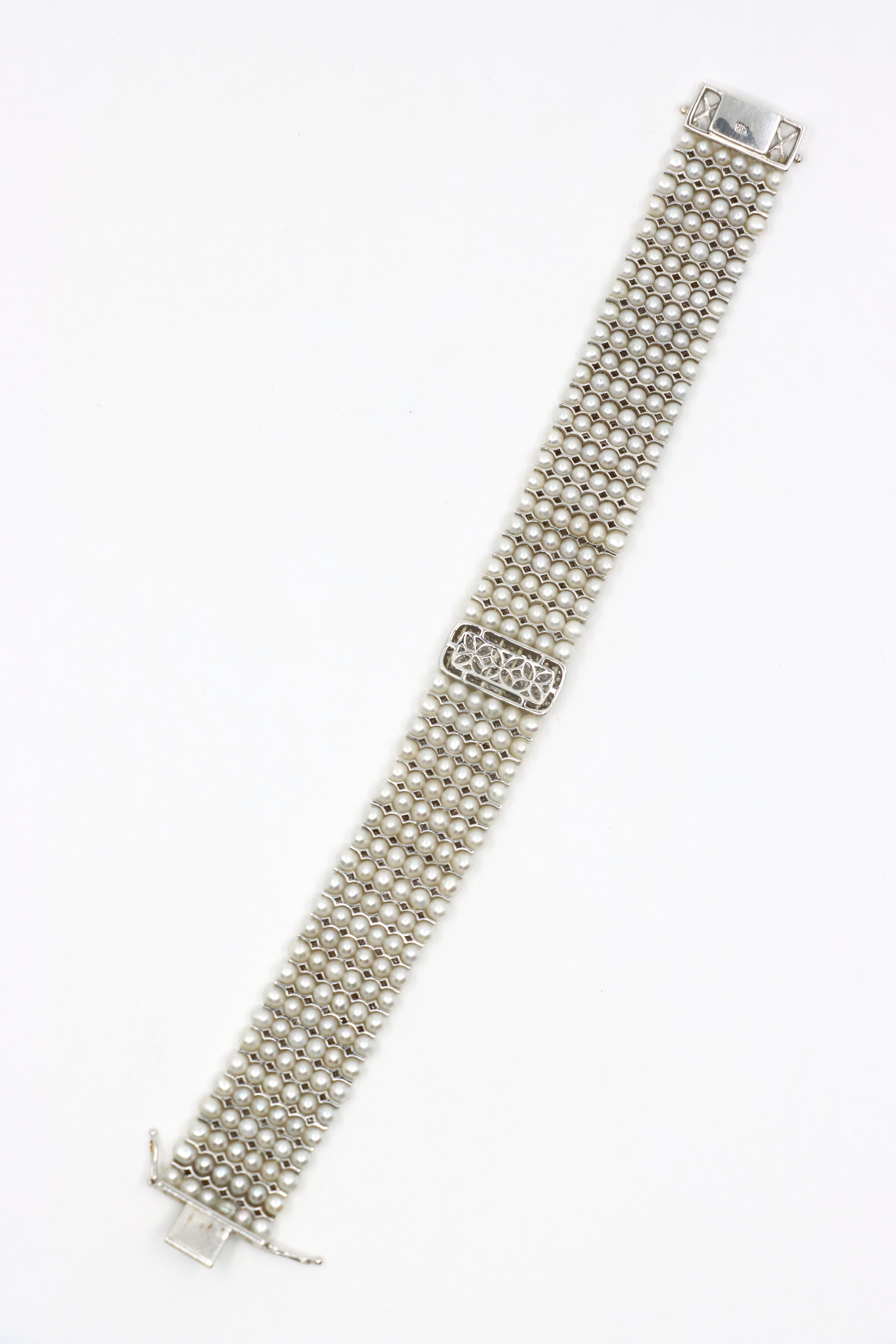 Bracciale vintage con diamanti e perle in oro bianco 18 carati in vendita 6
