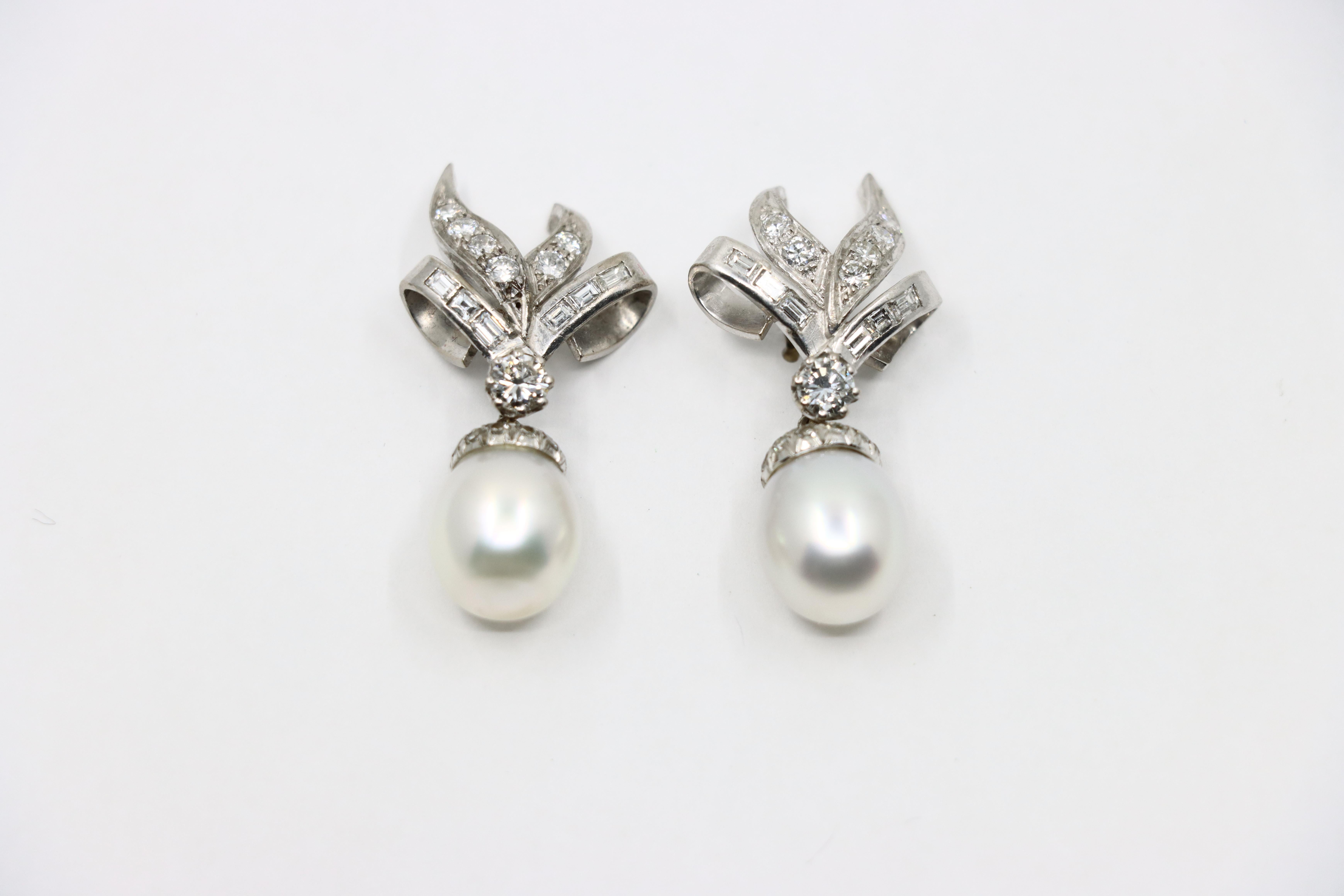 Brilliant Cut Vintage 18K White Gold Diamond Pearl Drop Earrings For Sale