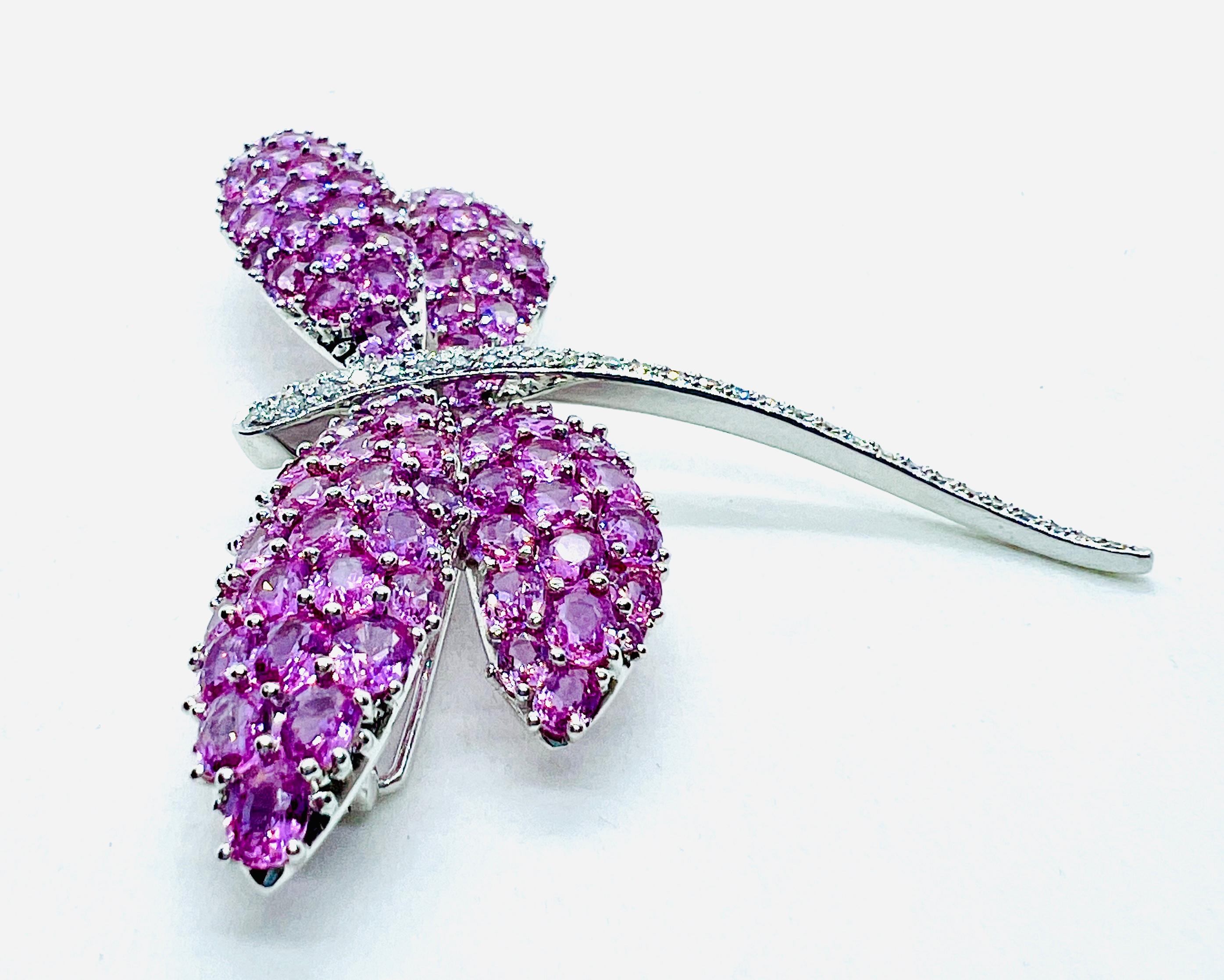 Women's or Men's Vintage 18k White gold Diamond & Pink Sapphire Dragonfly Brooch For Sale