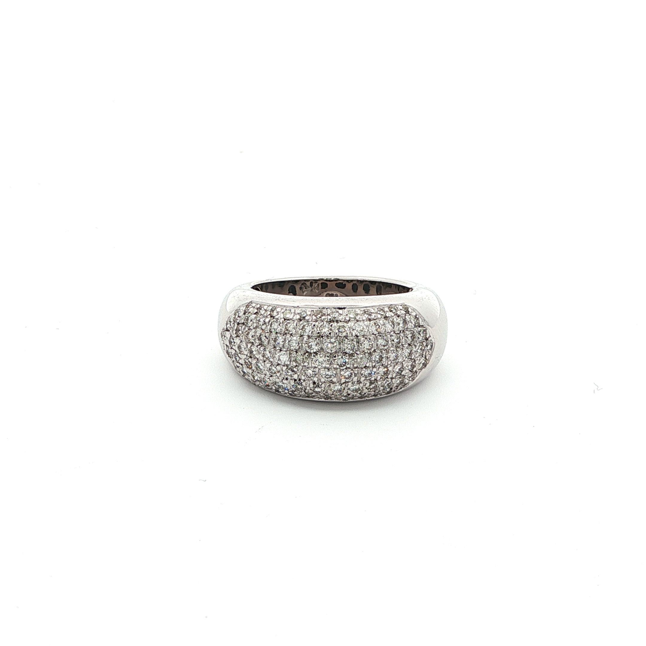 Modern Vintage 18K White Gold Diamond Ring, 1.5 Carat — European Elegance, Size 6 For Sale