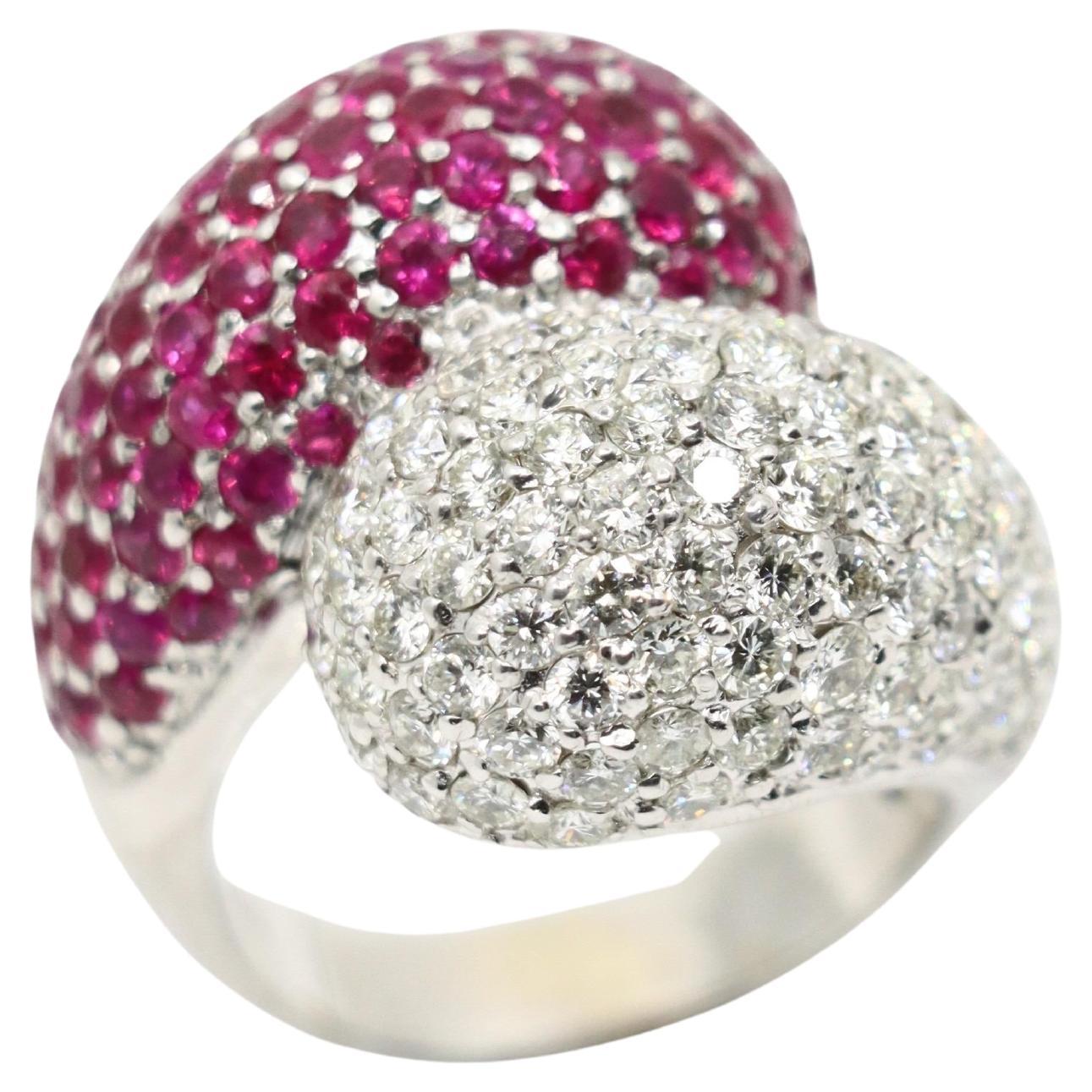 Bague vintage en or blanc 18K avec diamant et rubis