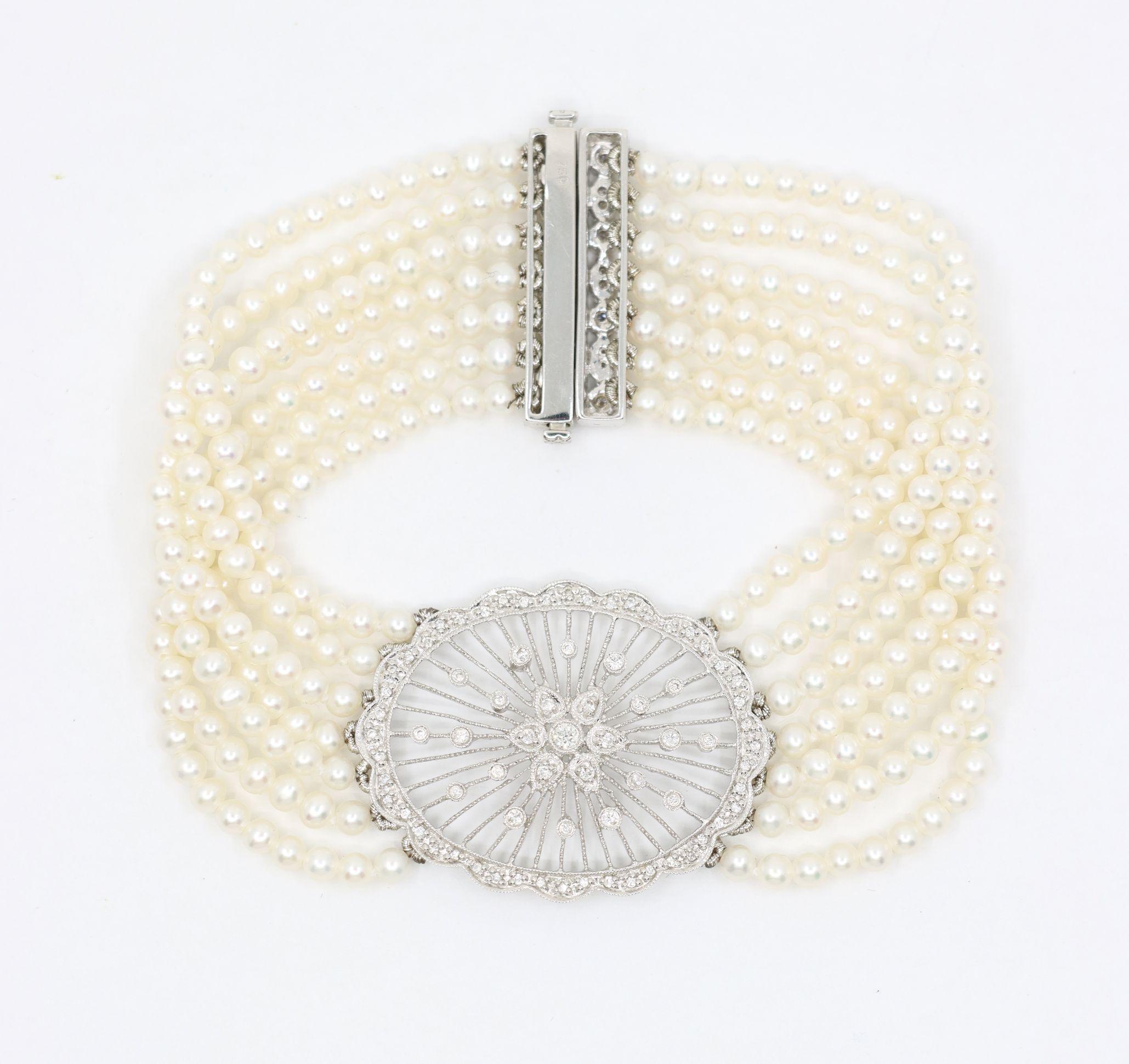 Vintage 18K Weißgold Diamanten Muti-Strand Perle Transformable Armband Choker im Angebot 9