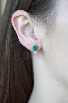 Vintage 18k White Gold Emerald Diamond Stud Earrings