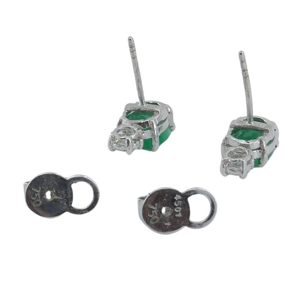 De las mujeres Pendientes vintage de oro blanco de 18 quilates con esmeralda y diamantes en venta