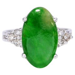 Vintage 18k White Gold Green Jadeite Jade and Diamond Ring
