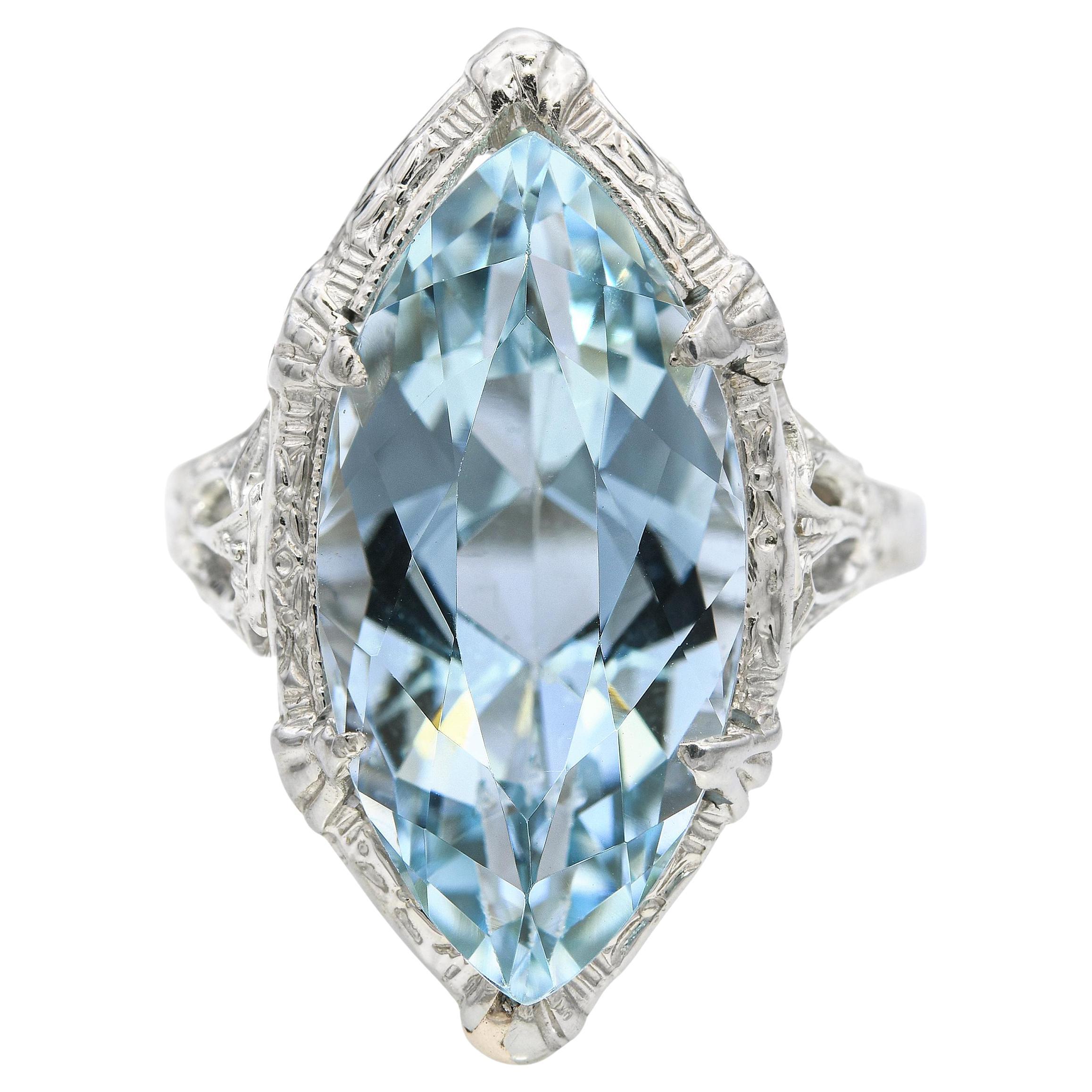Anello vintage in oro bianco 18k con acquamarina marquise in filigrana