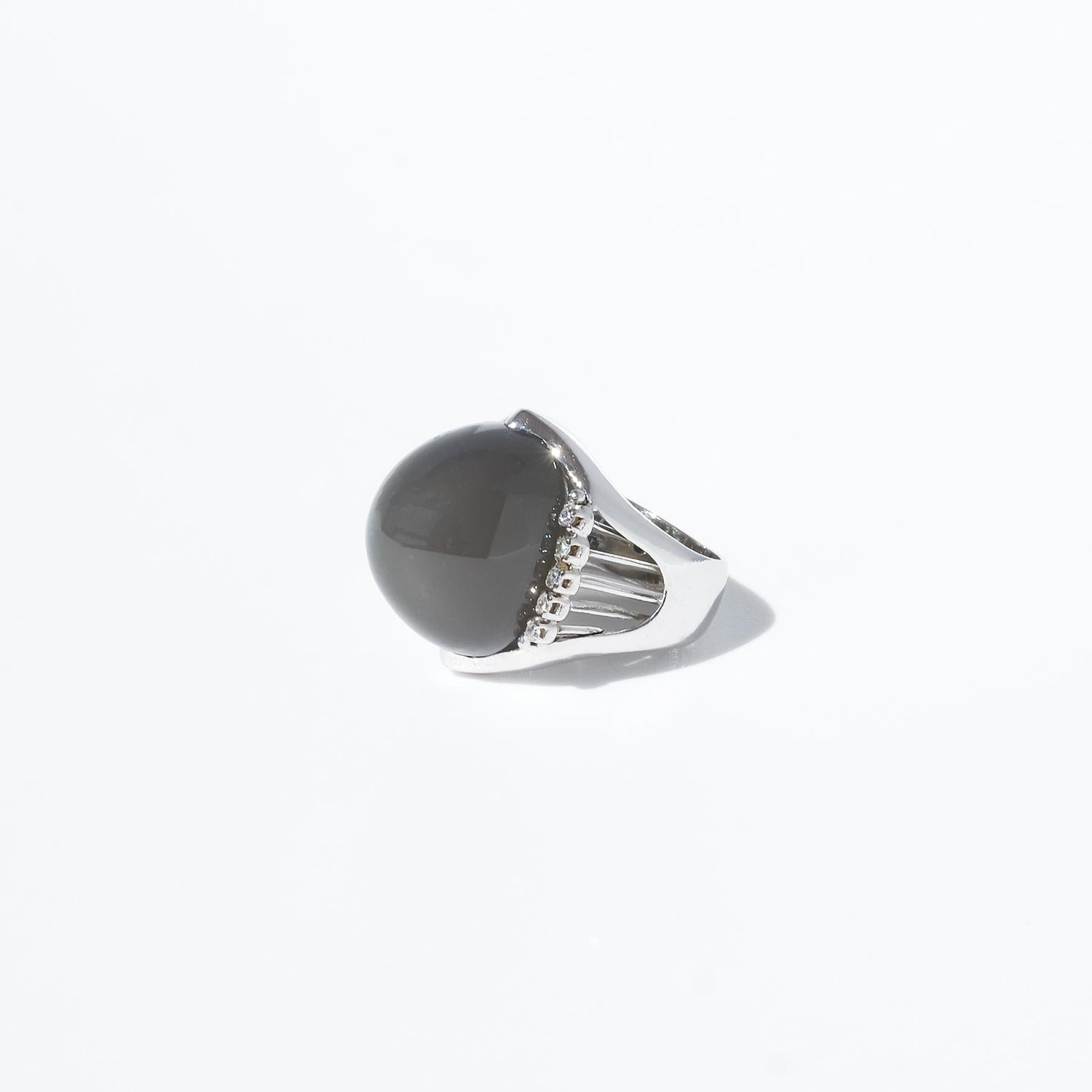 Vintage 18K White Gold, Moonstone and Diamond Ring by Gunnar Fahlström Made 1959 For Sale 3
