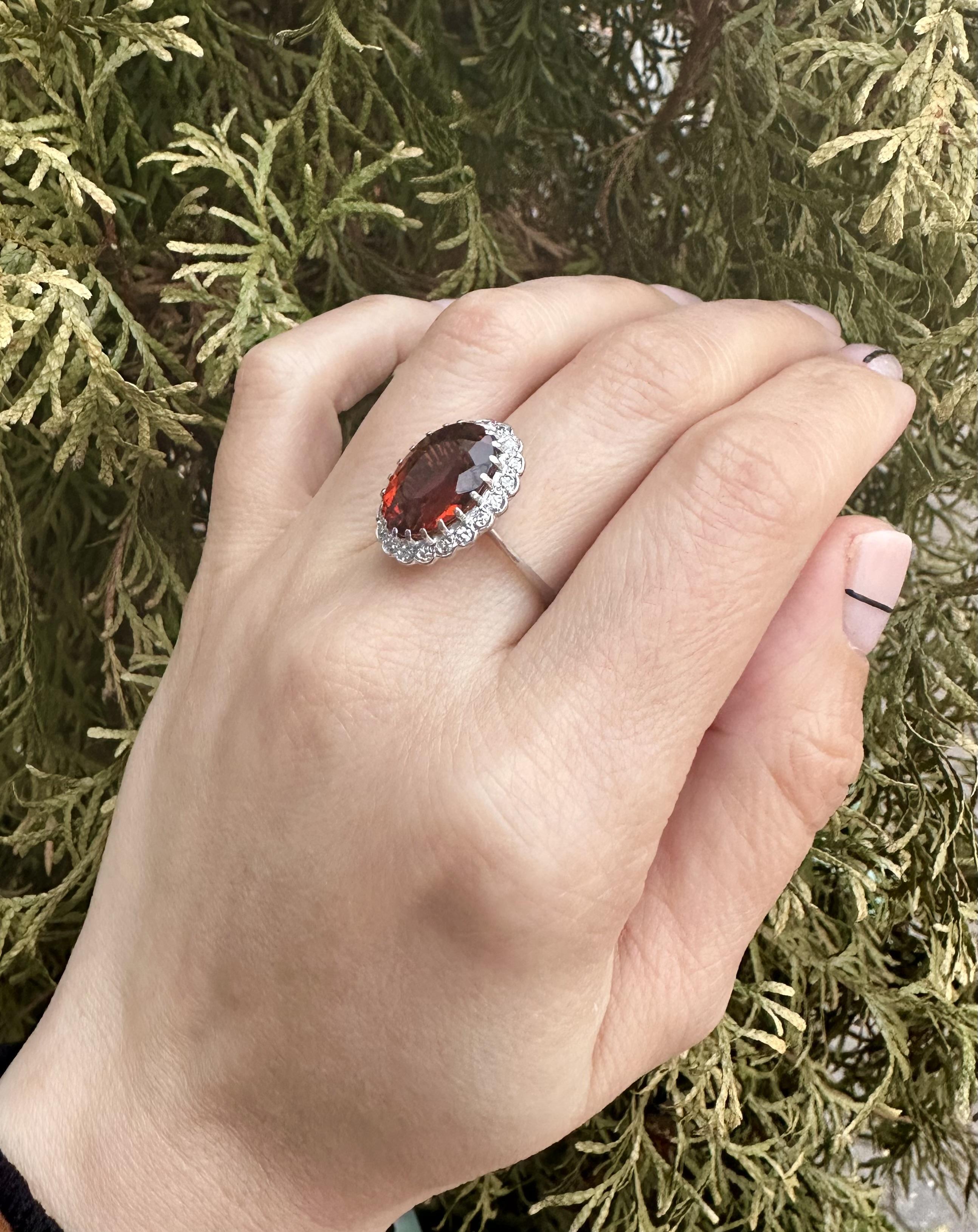 Women's Vintage 18k White Gold Oval Madeira Citrine & Diamond Halo Cocktail Ring For Sale