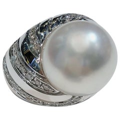 Vintage 18K White Gold Pearl and 0.6 ct Diamond Ring, Italy Circa 1950s