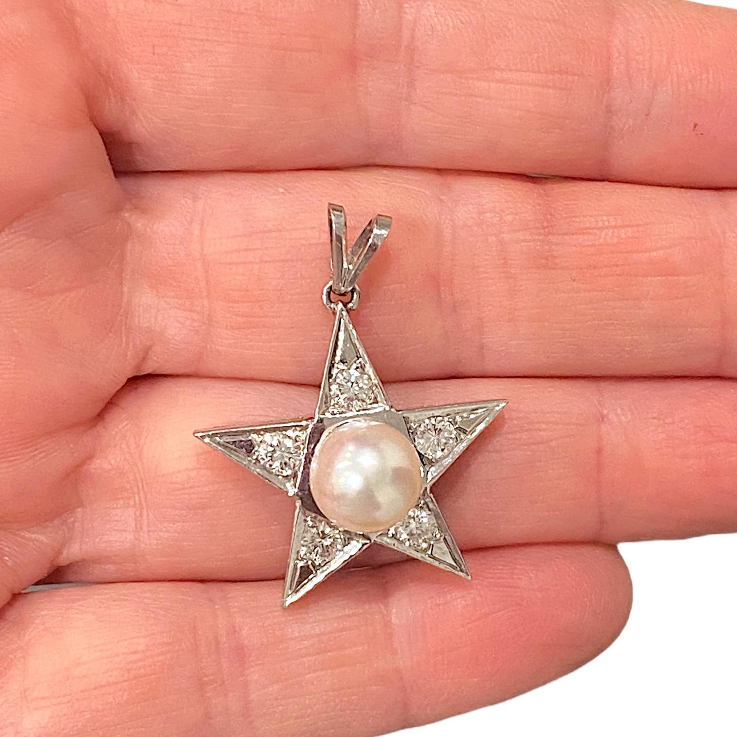 Women's or Men's Vintage 18K White Gold Pearl & Diamond Star Pendant For Sale