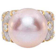 Vintage-Ring aus 18-karätigem Weißgold mit einer rosa Südseeperle und Diamanten