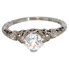 Vintage 18k White Gold Ring with ~0.5ct Center Stone - Size 6 (bague en or blanc 18k avec pierre centrale de ~0.5ct)