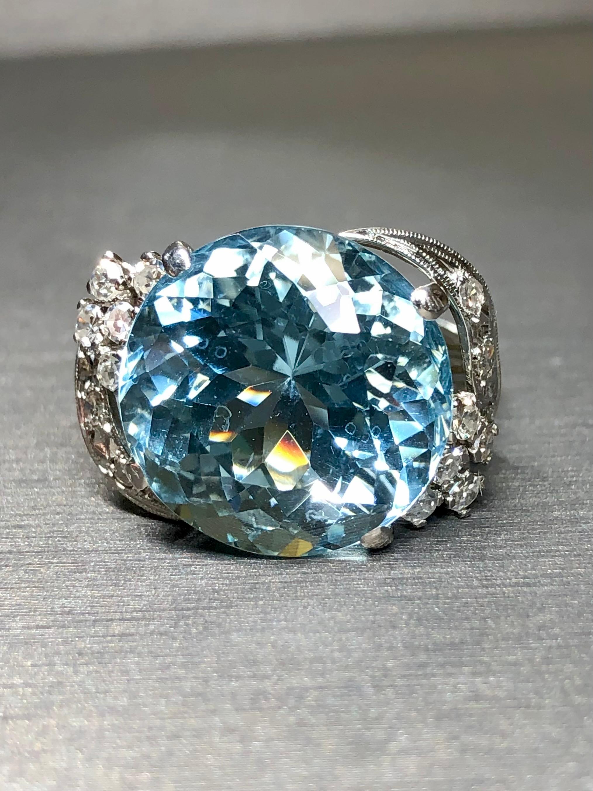 Vintage 18K White Gold Round Aquamarine Diamond Cocktail Ring 15.67cttw Sz 6.75 For Sale 4