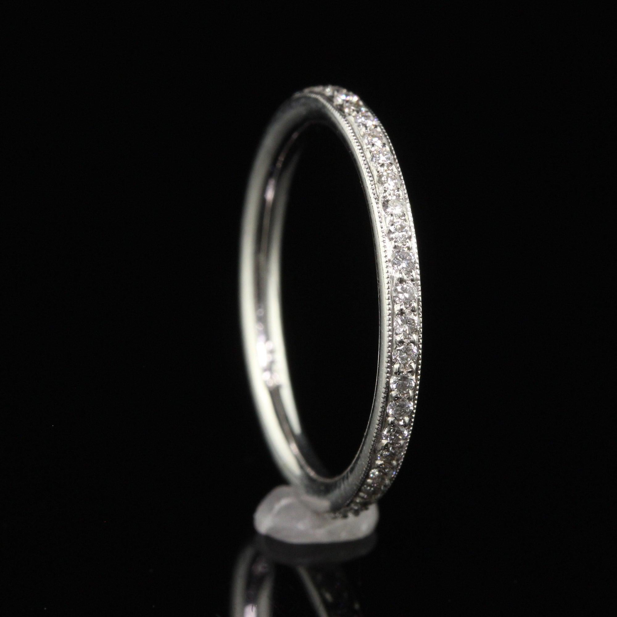 Women's Vintage 18K White Gold Round Cut Eternity Wedding Band - Size 7 For Sale