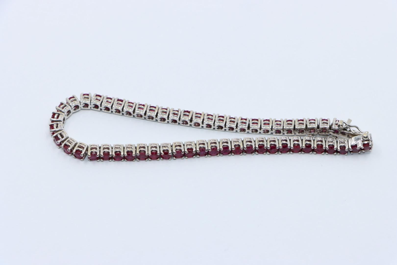 Bracelet Vintage en or blanc 18K avec rubis en vente 4