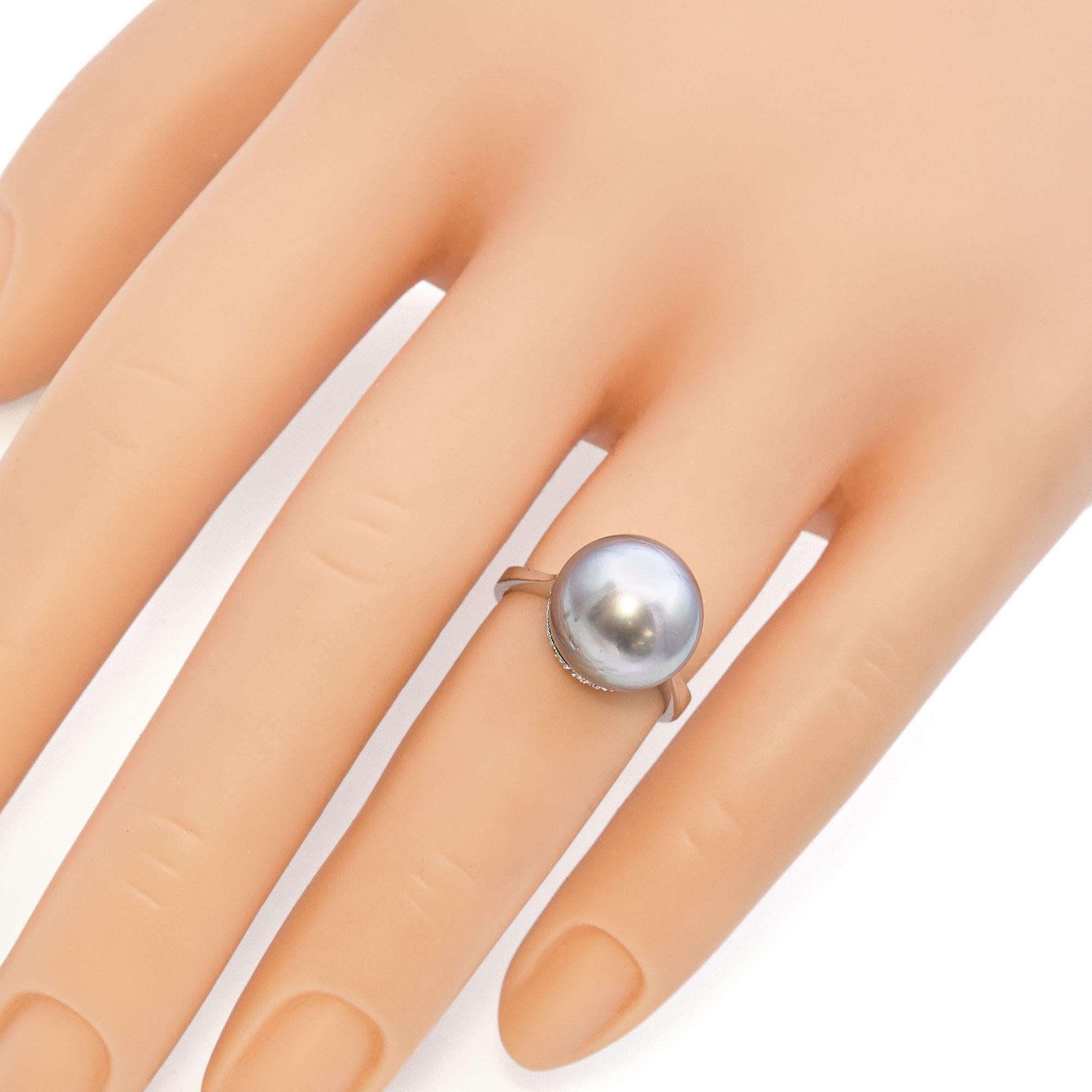 Uncut Vintage 18k White Gold Tahitian Black Pearl and Diamond Ring For Sale