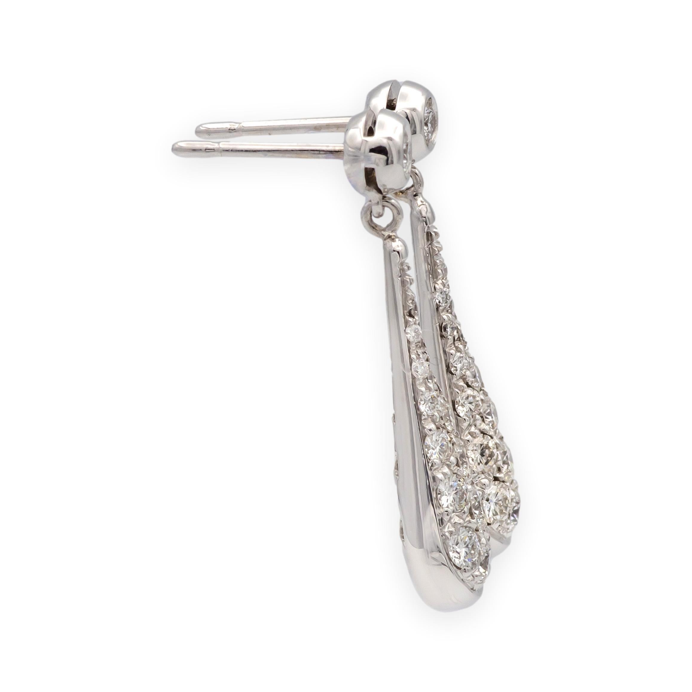 Orecchini a goccia pendenti in oro bianco 18K con pavé di diamanti 1,25 tcw. G VS in vendita 5