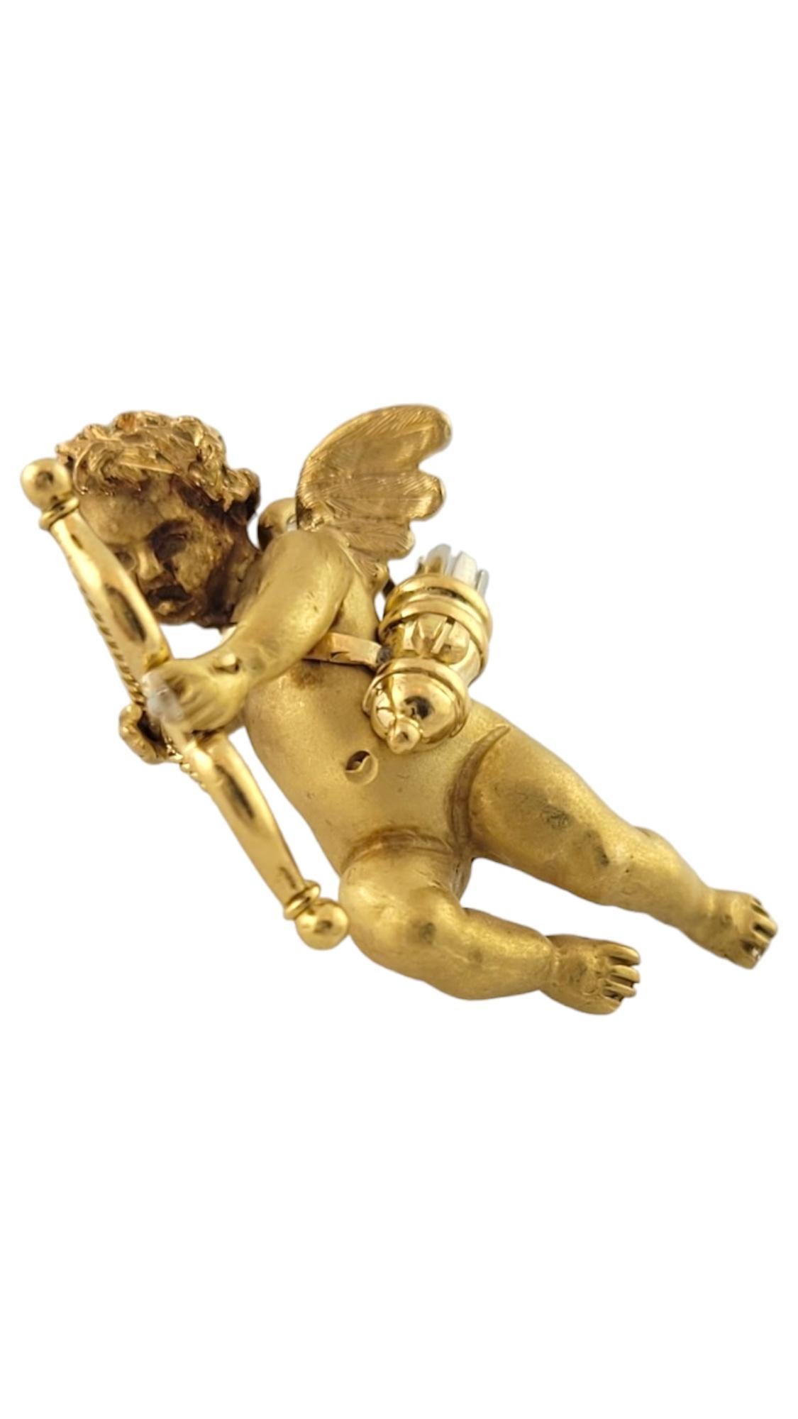 Vintage 18K Yellow & White Gold Cupid Cherub Charm

This gorgeous, handmade cupid cherub charm is meticulously crafted from 18K yellow gold with exquisite detailing and 18K white gold arrows!

Size: 29.28mm X 22.56mm X 15.80mm

Weight: 8.93 dwt/
