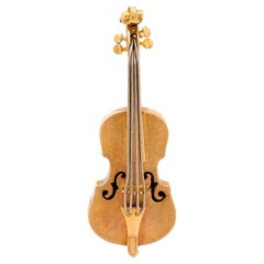 Vintage 18k yellow and white gold violin brooch