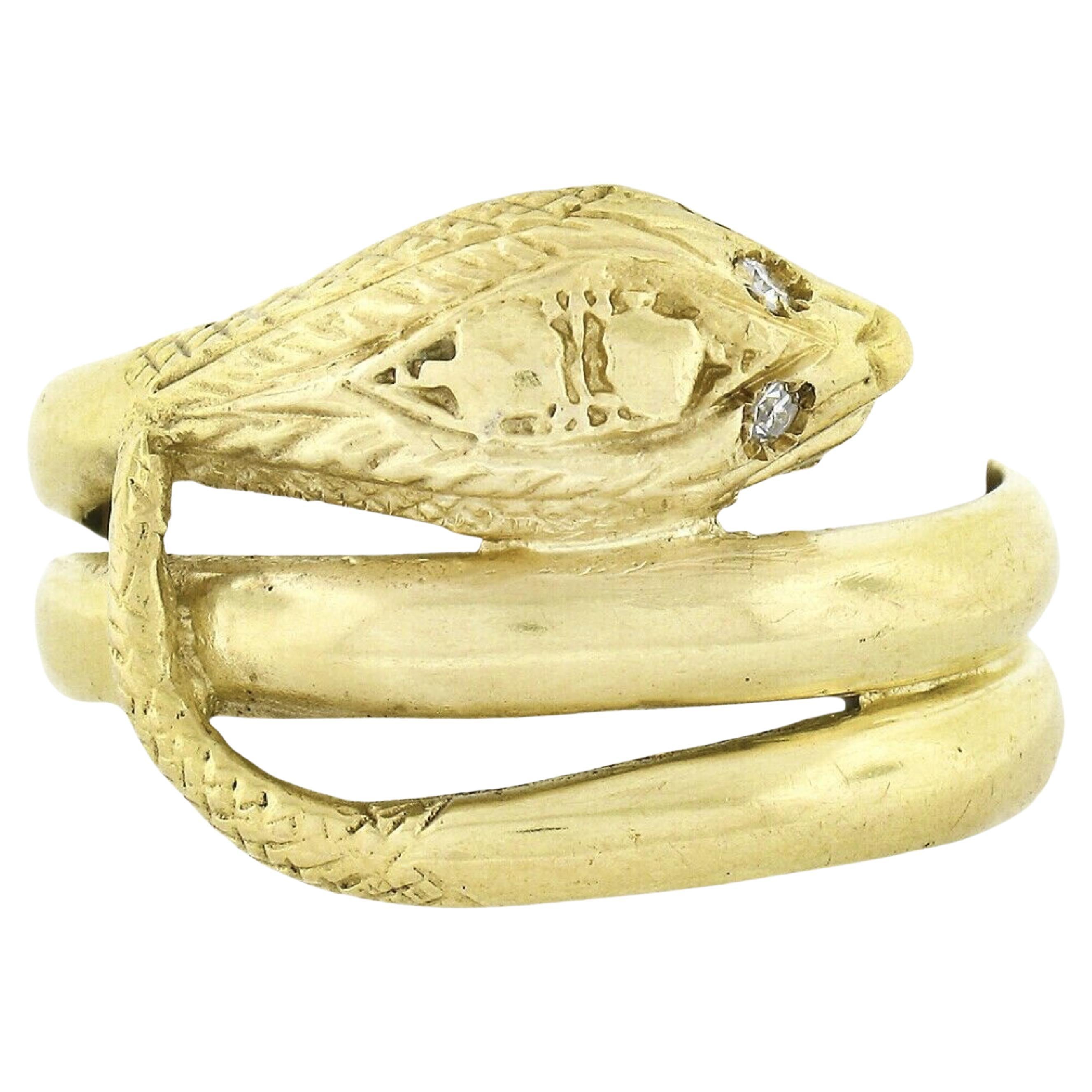 Vintage 18k Yellow Gold 0.04ct Diamond Textured Coiled Snake Wrap Wide Band Ring