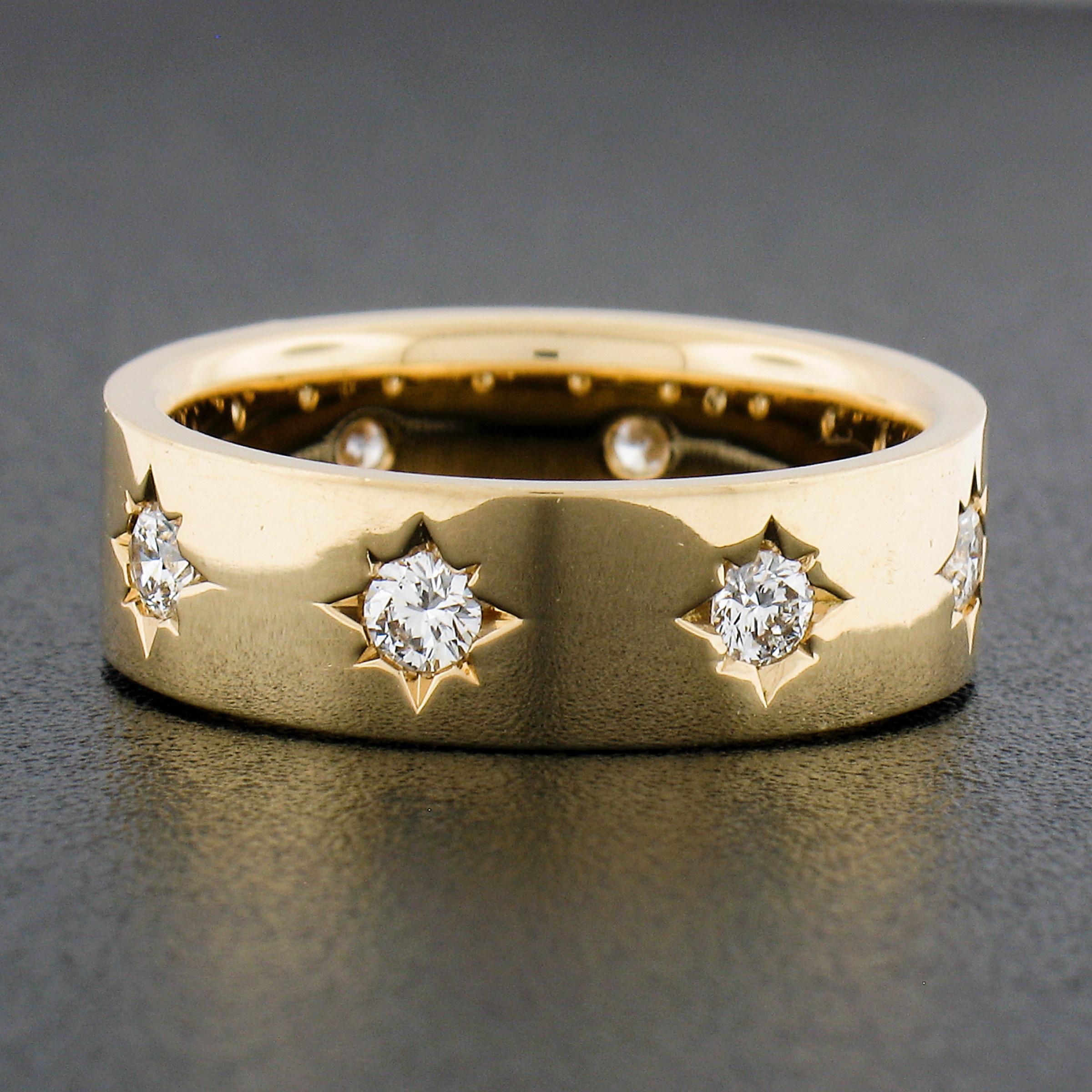 Taille ronde Bague d'éternité vintage carrée en or jaune 18 carats avec diamants pavés d'étoiles 0,54 carat en vente